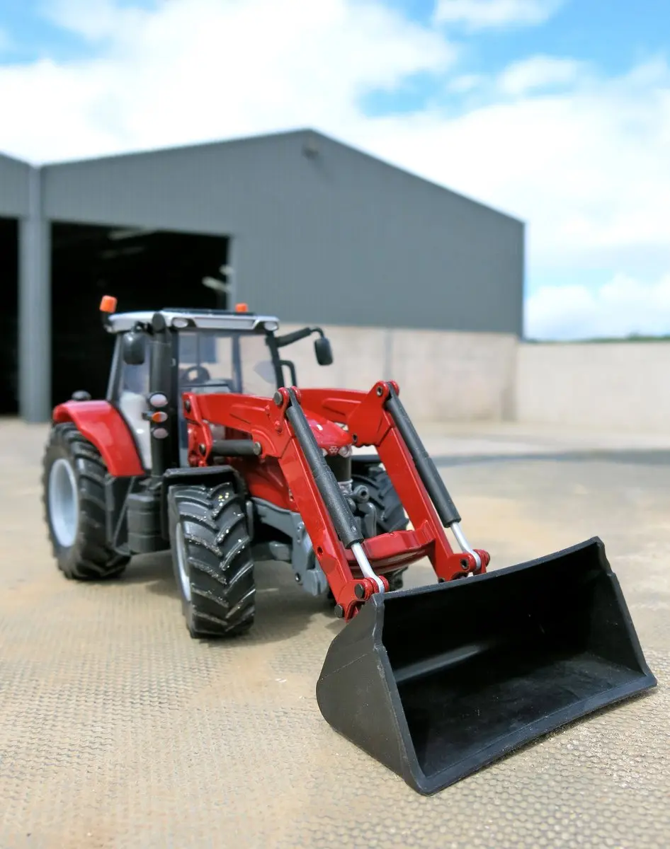 Britains Massey Ferguson 6616 Tractor mmkb001 - Rood