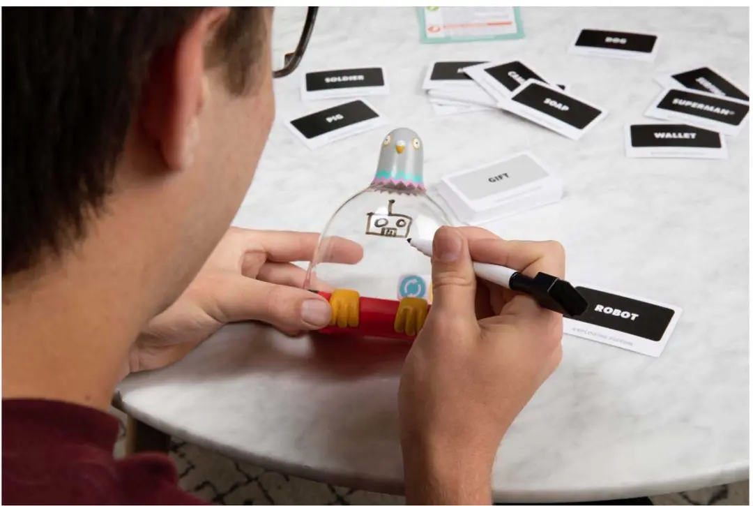 Exploding Kittens Exploding Pigeon Kaartspel - 3+ Spelers
