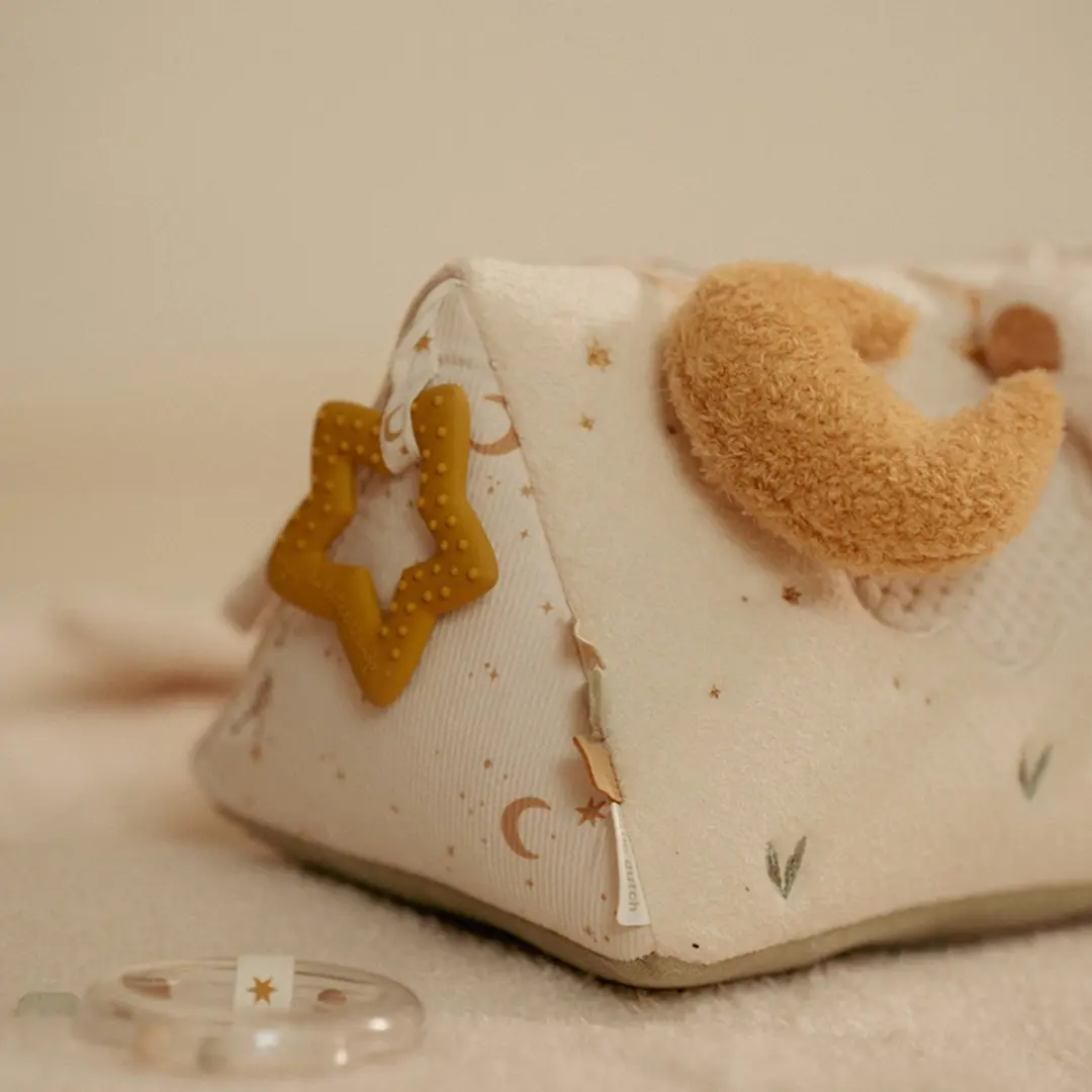 Little Dutch Newborn Activiteitendriehoek