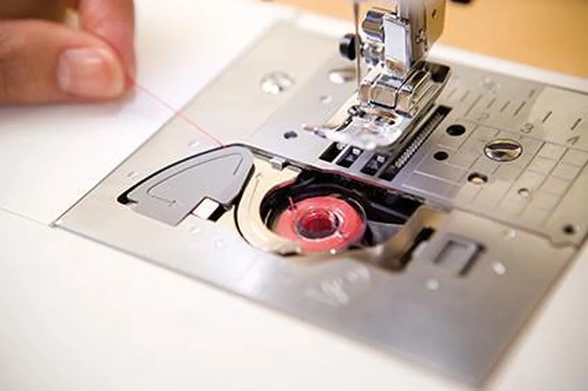 Brother Innovis 15 Naaimachine - Wit