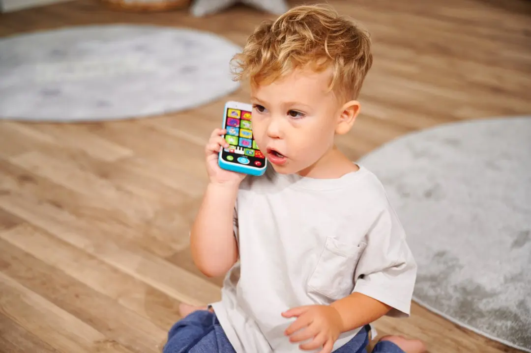 Simba ABC Speelgoedtelefoon Smart Phone 104010002 - Meerkleurig - afbeelding 6 van 6