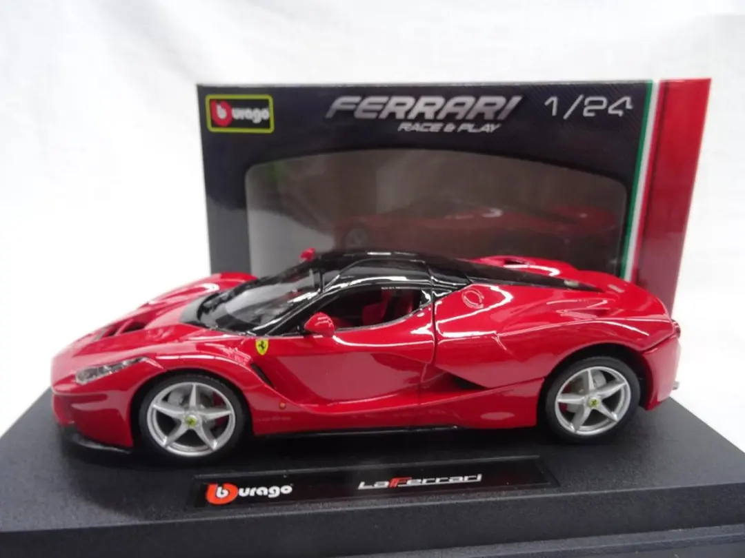 Bburago Ferrari Laferrari 1:24 Modelauto - Rood - afbeelding 4 van 6