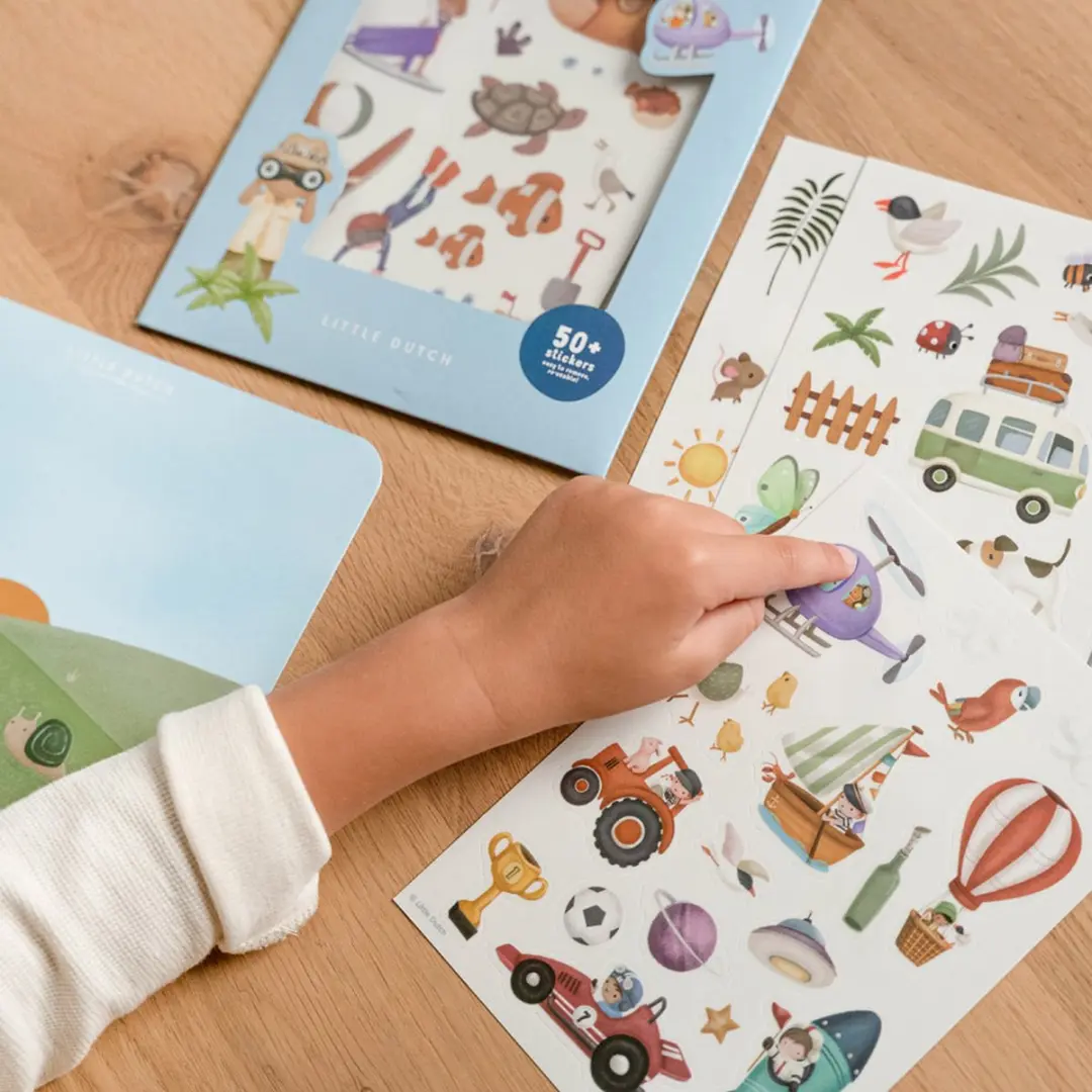 Little Dutch Jim & Friends Stickers - 3 Vellen + Speelachtergrond