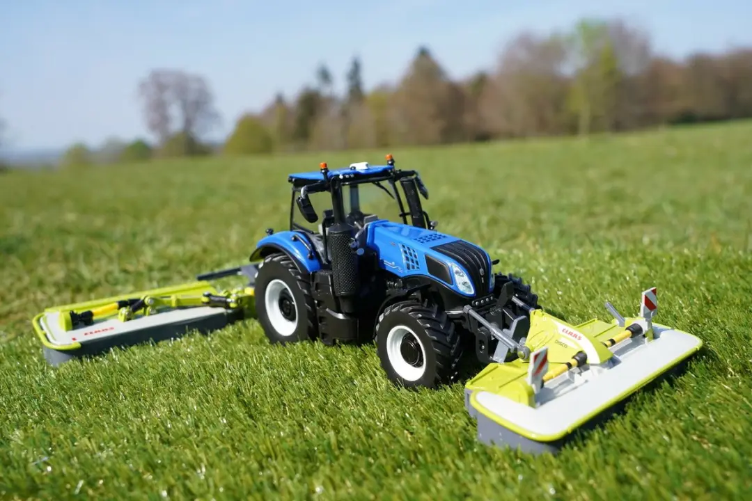 Britains Claas Disco Frontmaaier - 0036881433026 - afbeelding 4 van 4