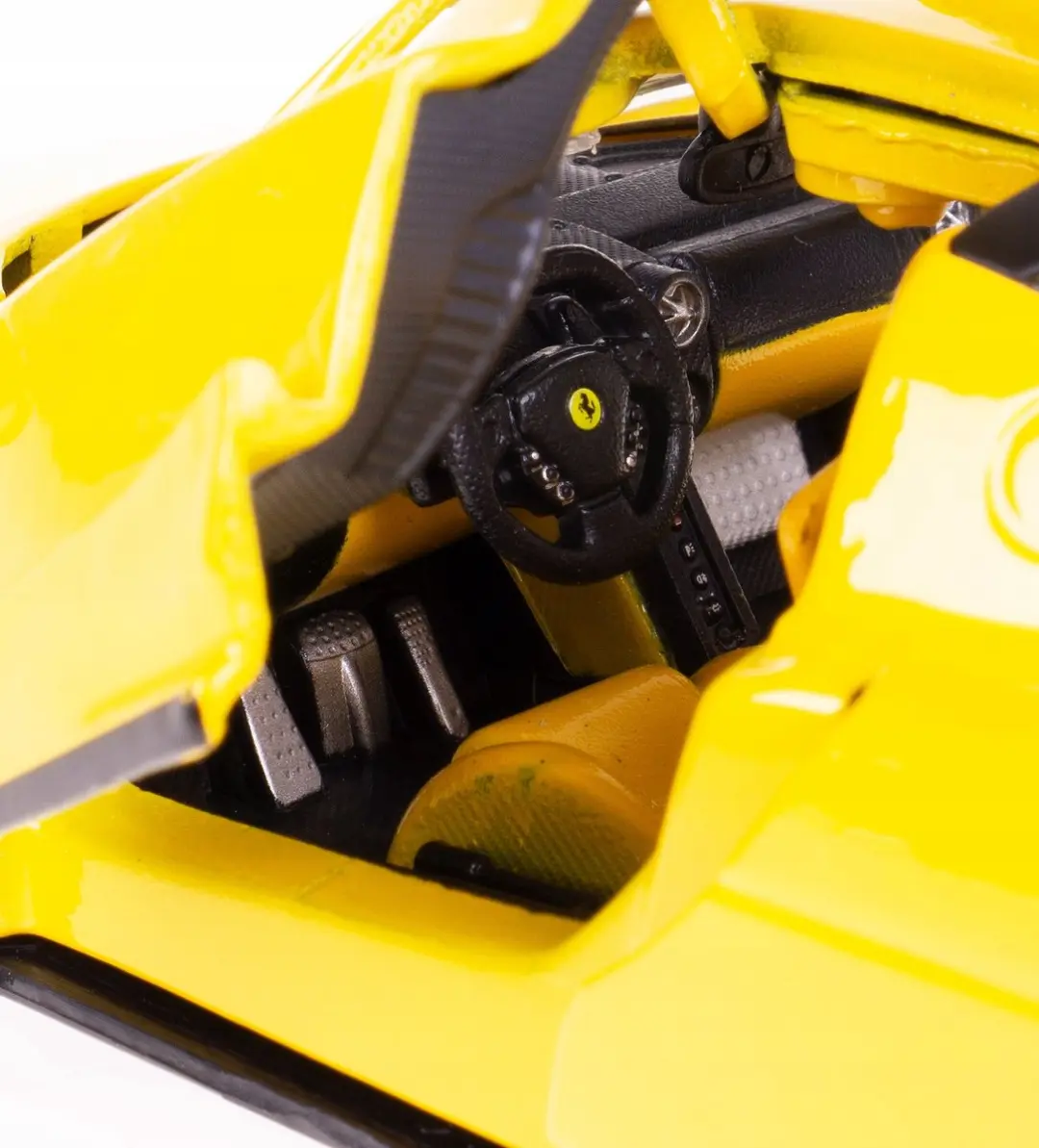 Bburago Ferrari Enzo 1:24 Auto - Geel Metaal - afbeelding 3 van 5