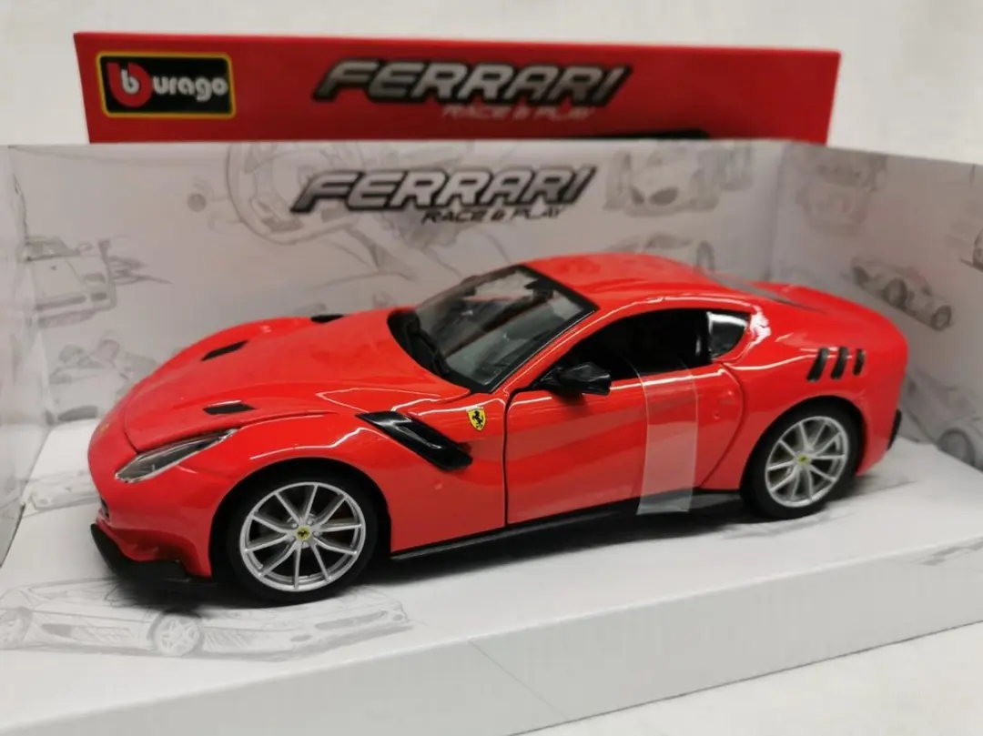 Bburago FERRARI F12 TDF 2016 1:24 modelauto schaalmodel