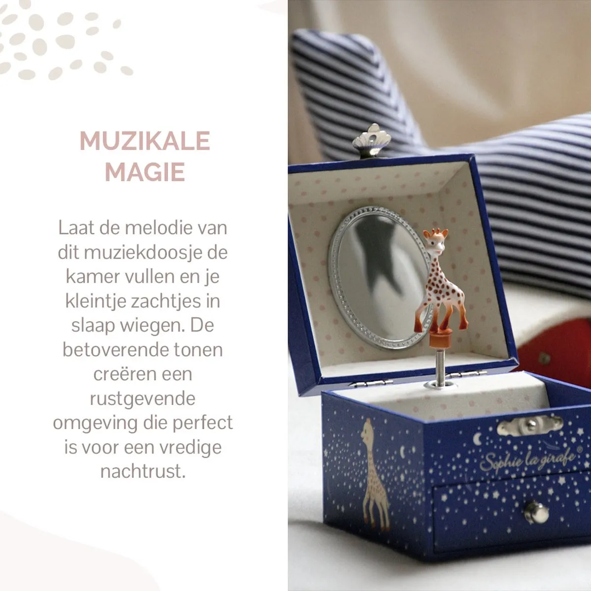 Sophie de Giraf Muziekdoos Stars - 10,5x10,5x8,5cm - Blauw