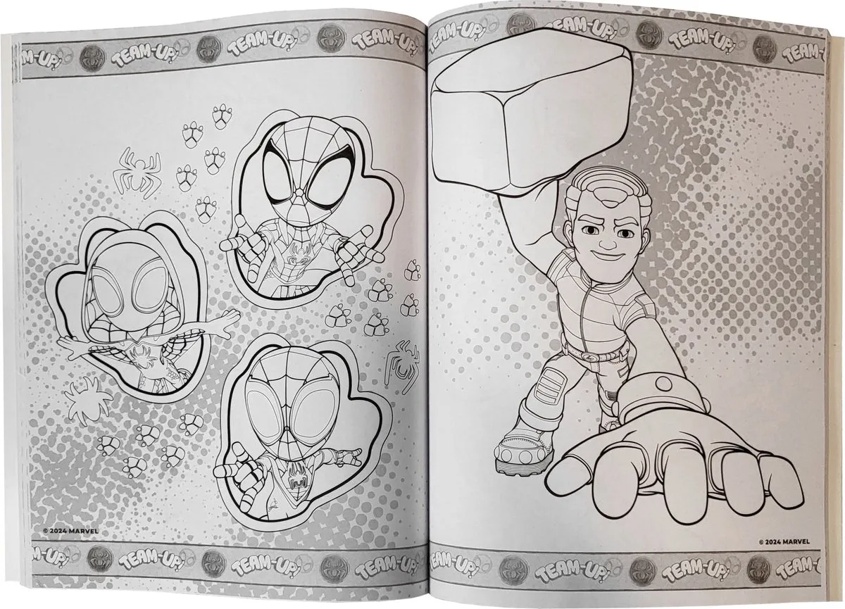 Disney Marvel Spidey and his amazing friends Kleurboek Stickers - 125 Platen - Rood