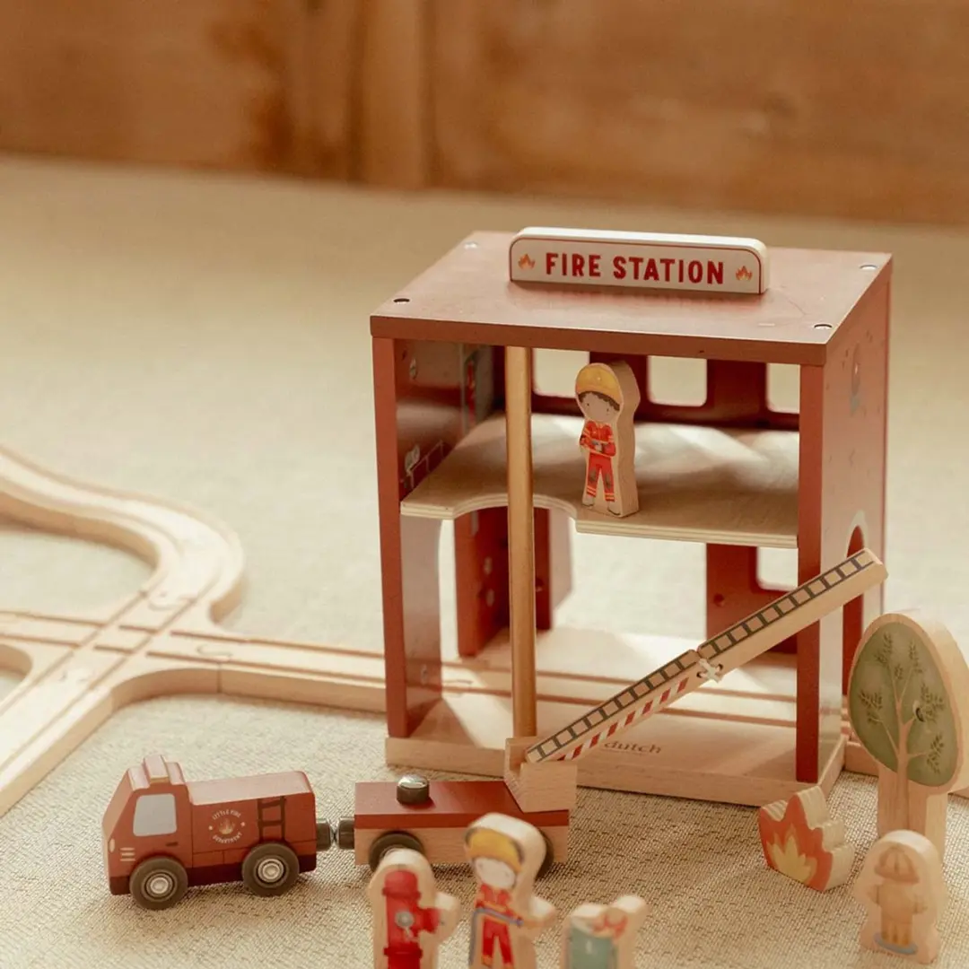 Little Dutch Brandweerstation Hout - Rood - afbeelding 6 van 6