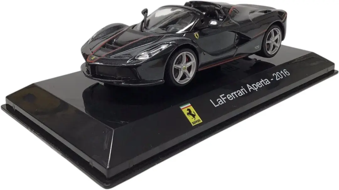 Ferrari Laferrari Aperta 1:43 zwart