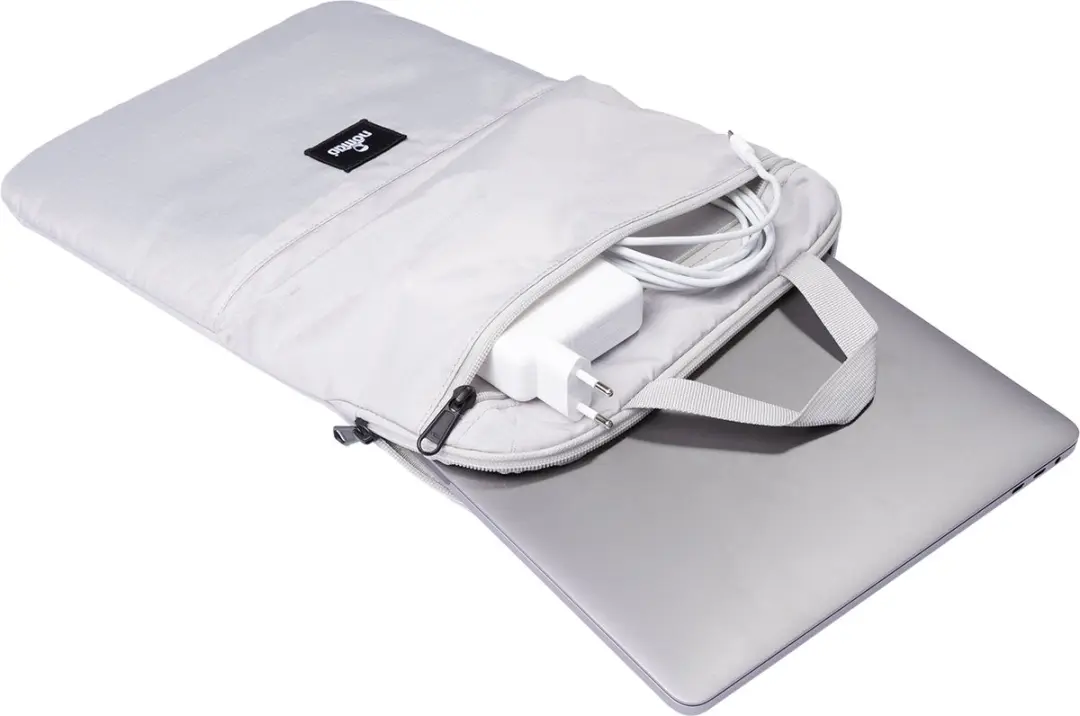 NOMAD® Laptop Sleeve Premium 15.6 Inch