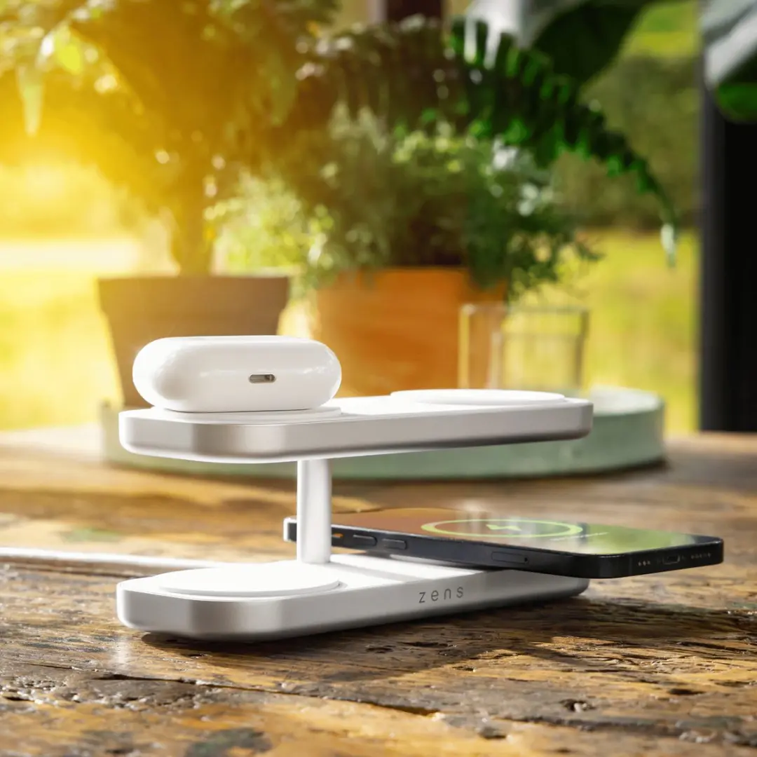 Zens Quattro Wireless Charger Pro 4 ZEQC01W/00 - 4x Qi2/MagSafe - 15W - Wit
