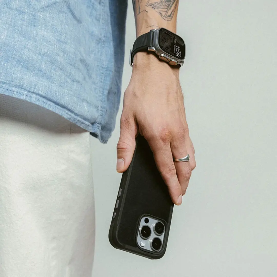 NOMAD Rugged Case NM01380085 iPhone 16 Pro Max - Zwart