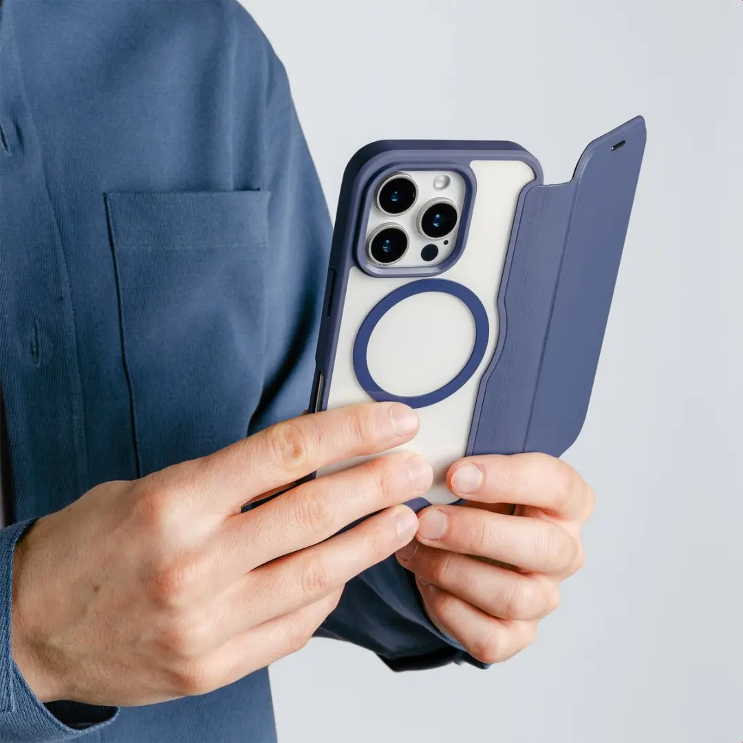 Imoshion Hoesje iPhone 17 Pro Max - Transparant Blauw - MagSafe