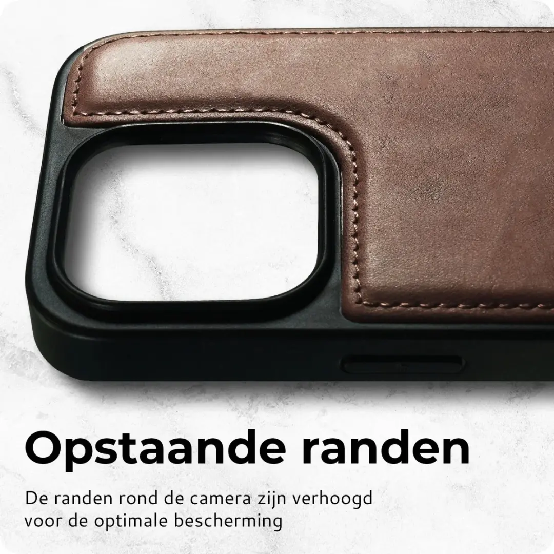 Rosso Elite 173744 Hoesje iPhone 15 Pro - Bruin - MagSafe