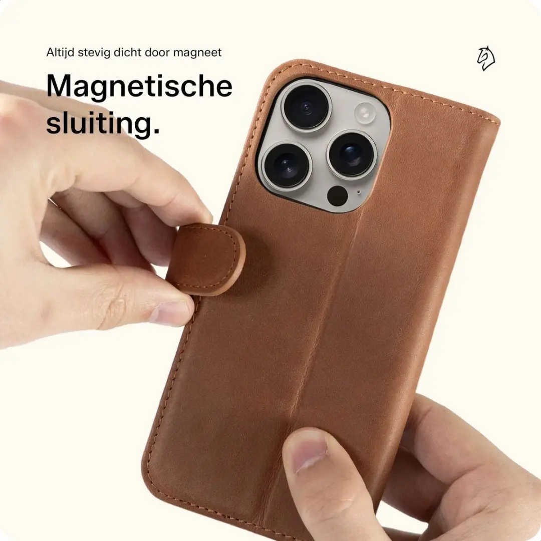 Rosso Deluxe Echt Leer Hoesje 262741 - Samsung Galaxy Z Flip8 - 3 Pasjes - Bruin