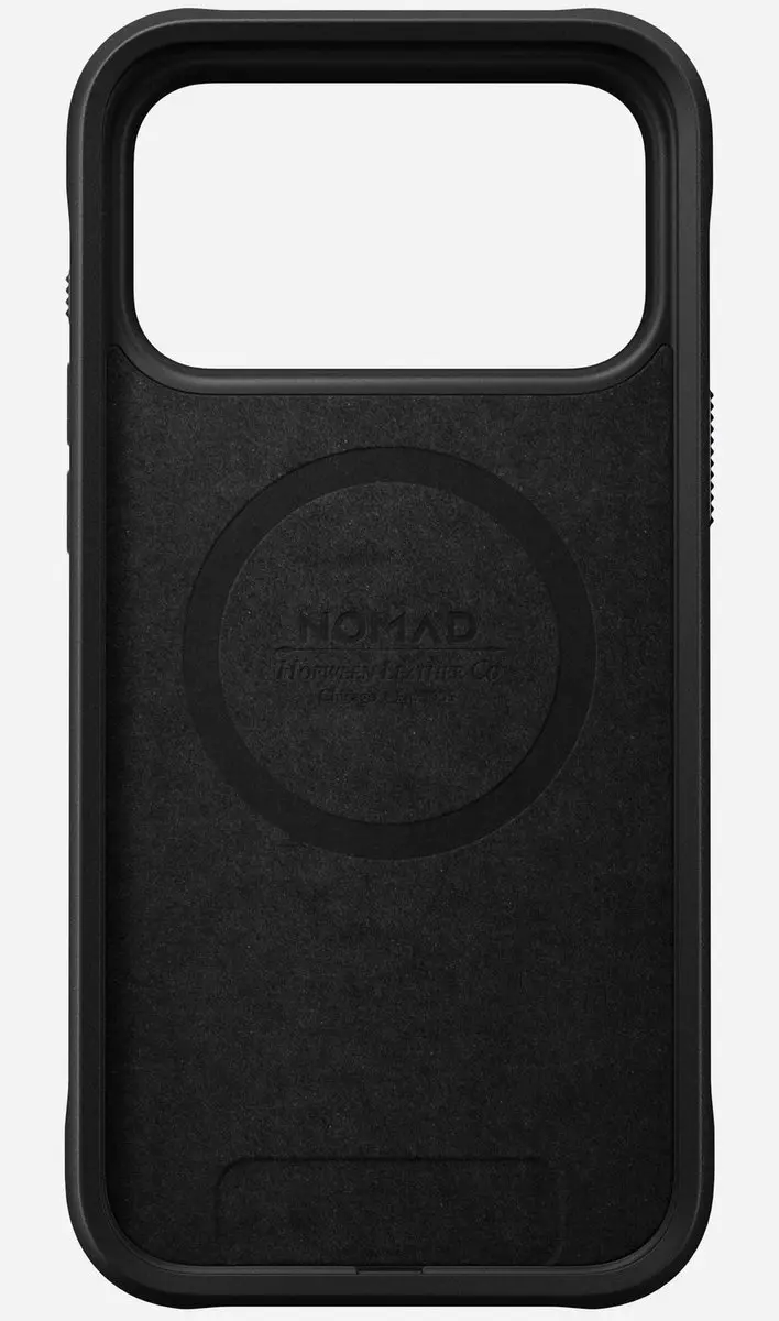 NOMAD Horween Rugged Hoesje iPhone 17 Pro Max 114710118E8E - Bruin