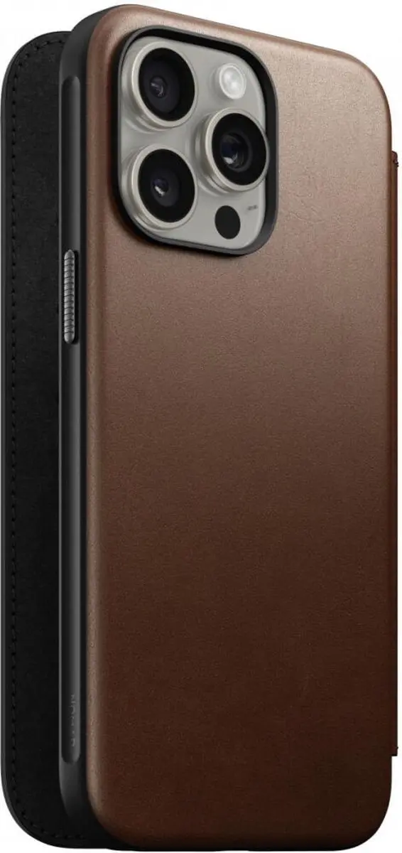 NOMAD Modern Leather Folio 114673114080 - iPhone 15 Pro Max Hoesje - 3 Pasjes - Bruin