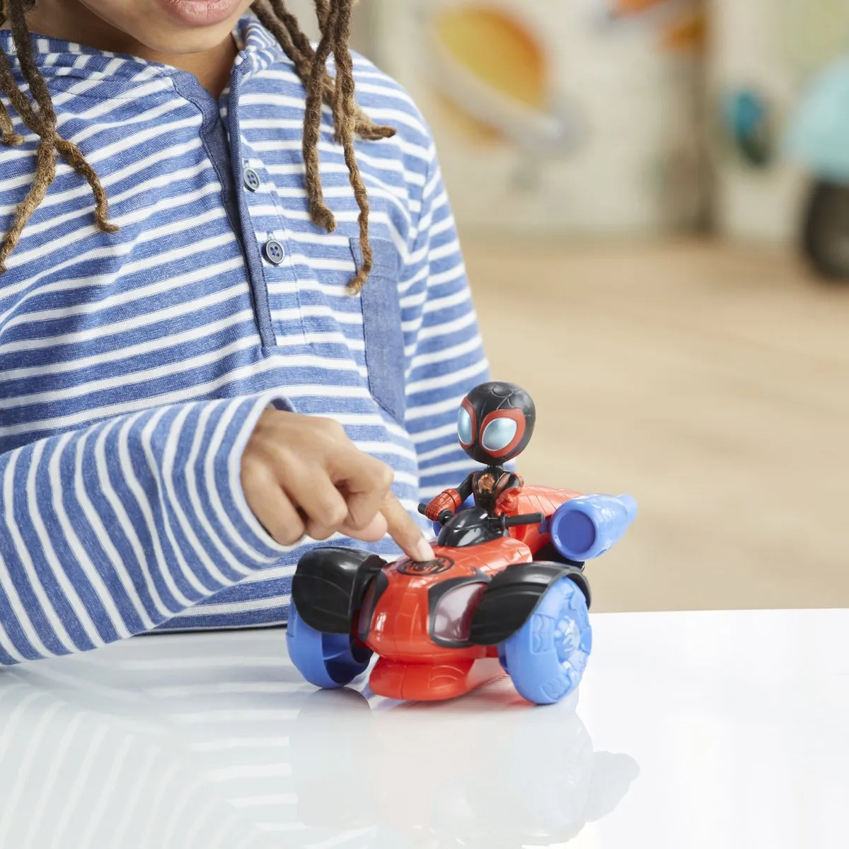Hasbro Spidey Miles Morales Techno Racer - Blauw