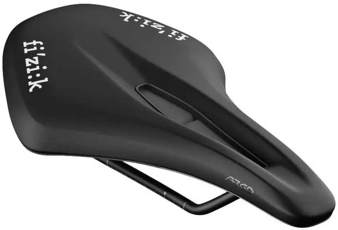 Fizik Terra Argo X5 Zadel 140mm - Zwart