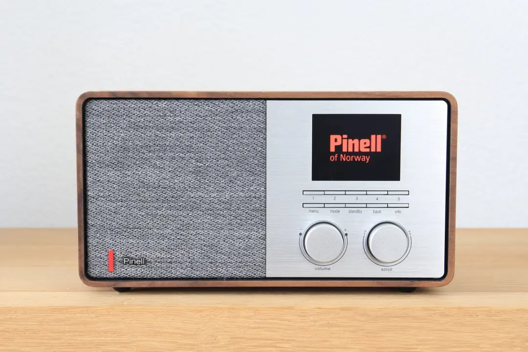 Pinell Supersound 301 Internetradio - 7W - Walnoot