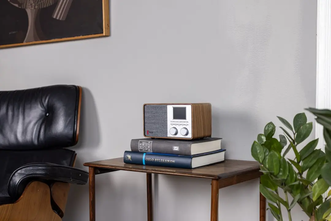 Pinell Supersound 201W DAB+/Internet Radio - Walnoothout