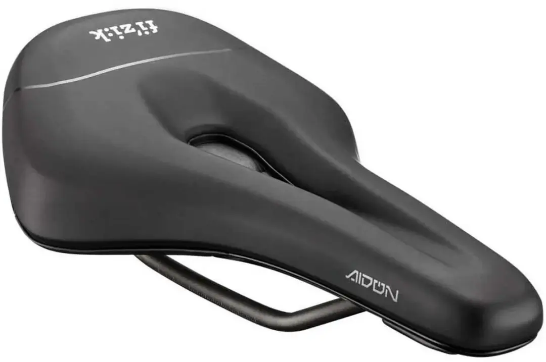Fizik Terra Aidon X3 S Zadel - Mountainbike - Zwart