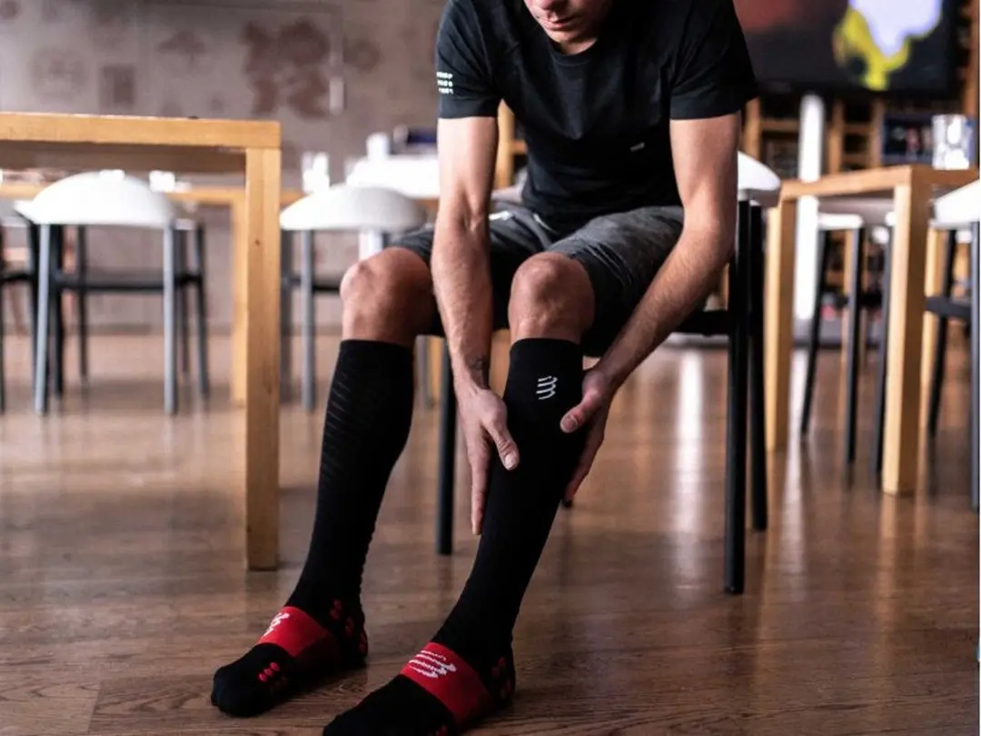 Compressport Full Socks Recovery Compressiesokken - 1 Paar - Zwart - afbeelding 2 van 6