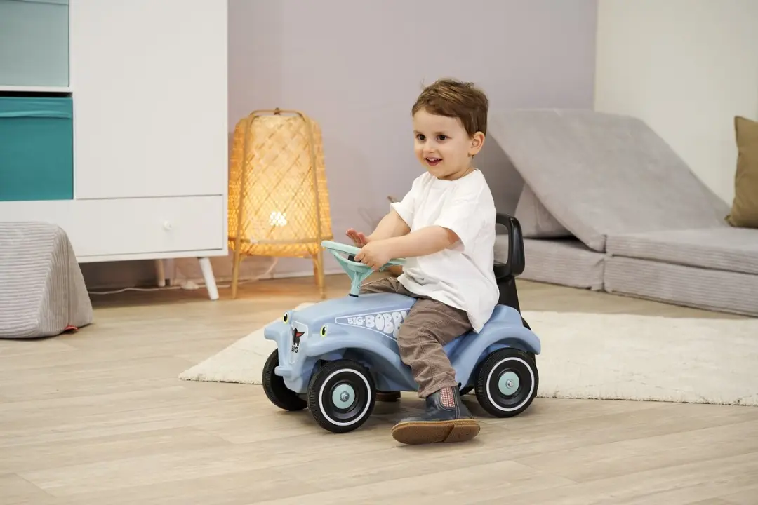 BIG Big Blue Bobby Car Klassieke Loopauto - Meerkleurig - afbeelding 3 van 6