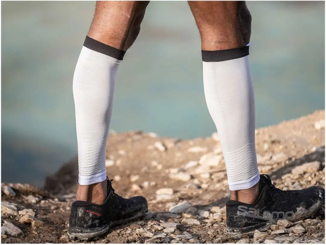 Compressport R2v2 Calf Sleeves - Maat 4 - Wit - afbeelding 5 van 6