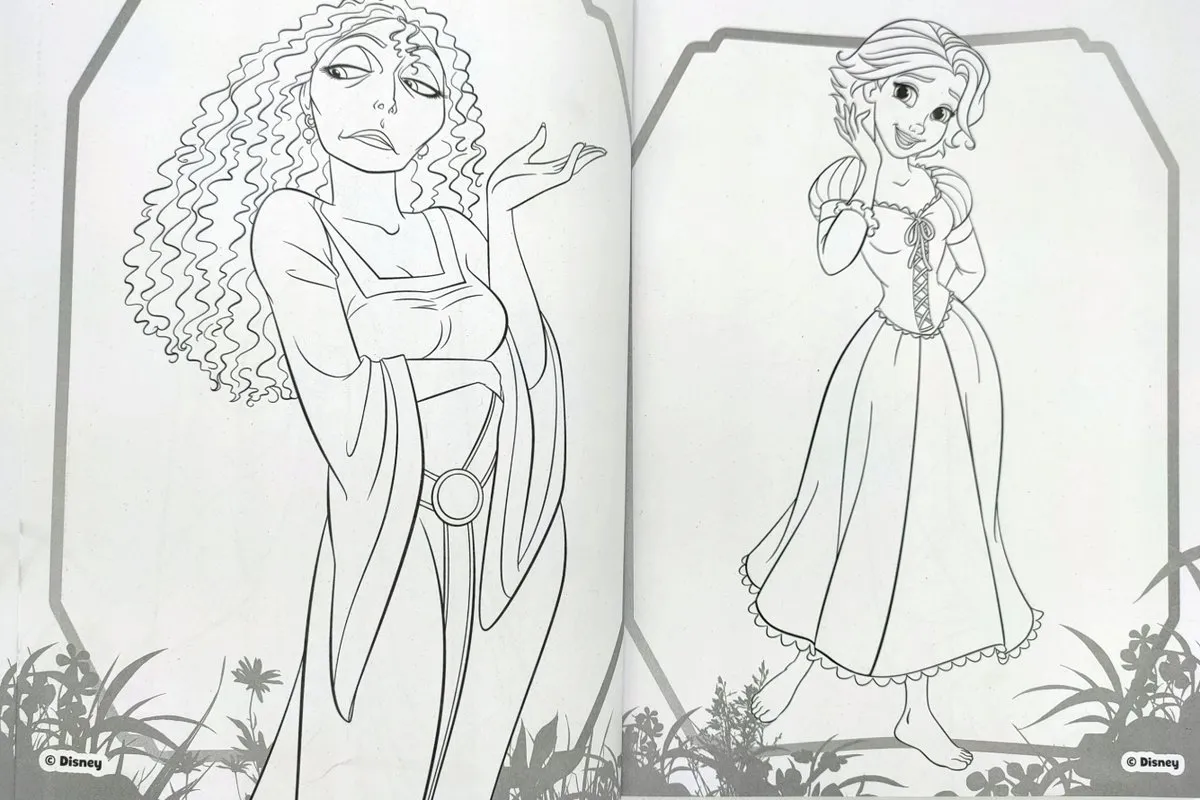 Disney Princess Megacolor Aurora Kleurboek - 125 Platen - Paars