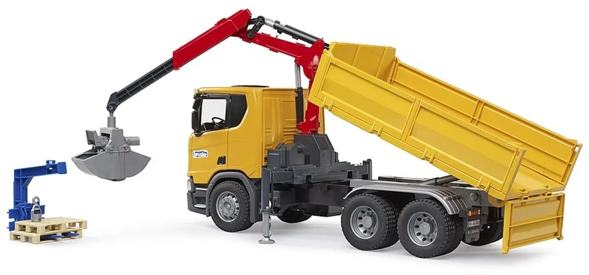 Bruder Scania Super 560R Kraanwagen met 2 Pallets 03551
