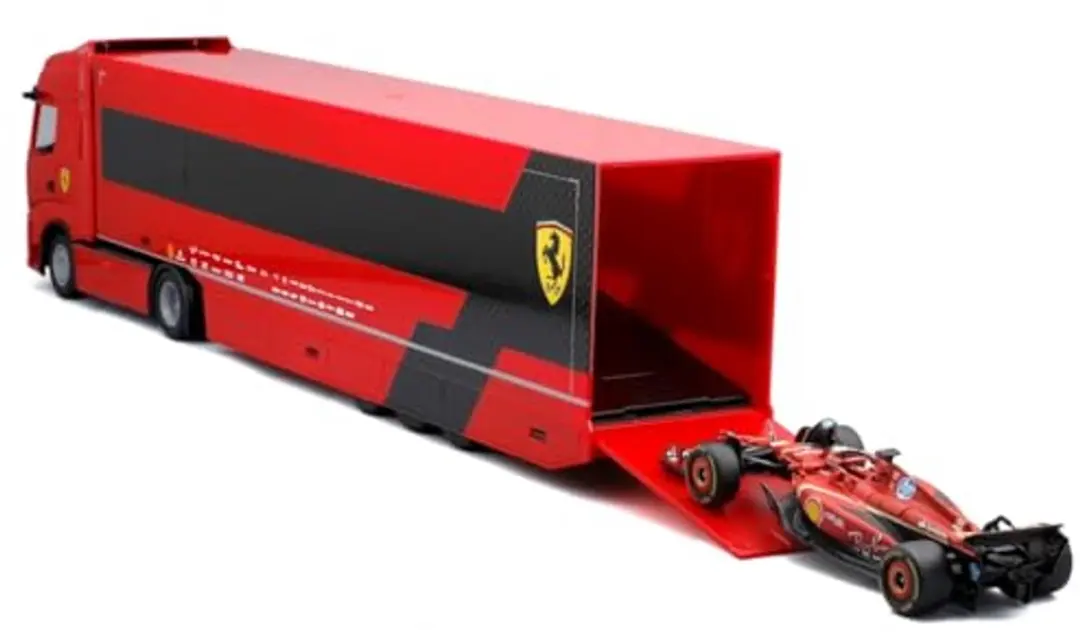 Bburago Ferrari Iveco S-Way 570 Racing 1:43 Modelauto - Meerkleurig - afbeelding 2 van 3