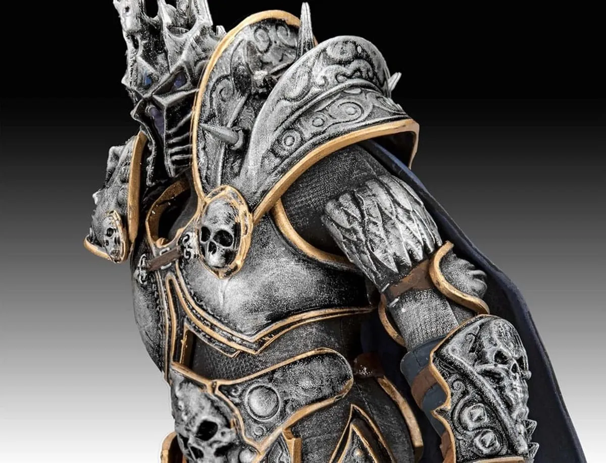 Revell 03515 The Lich King World of Warcraft Figuur - 1:16 - 52 Onderdelen