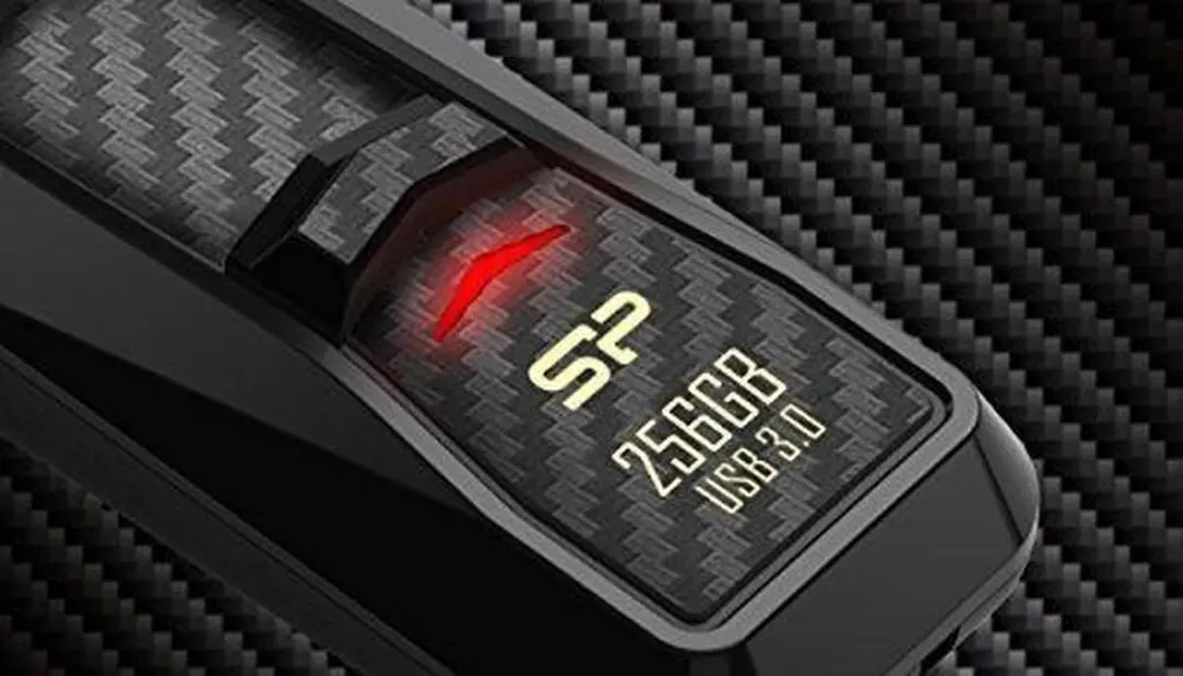 Silicon Power B50 Blaze USB 3.1 64GB - Zwart