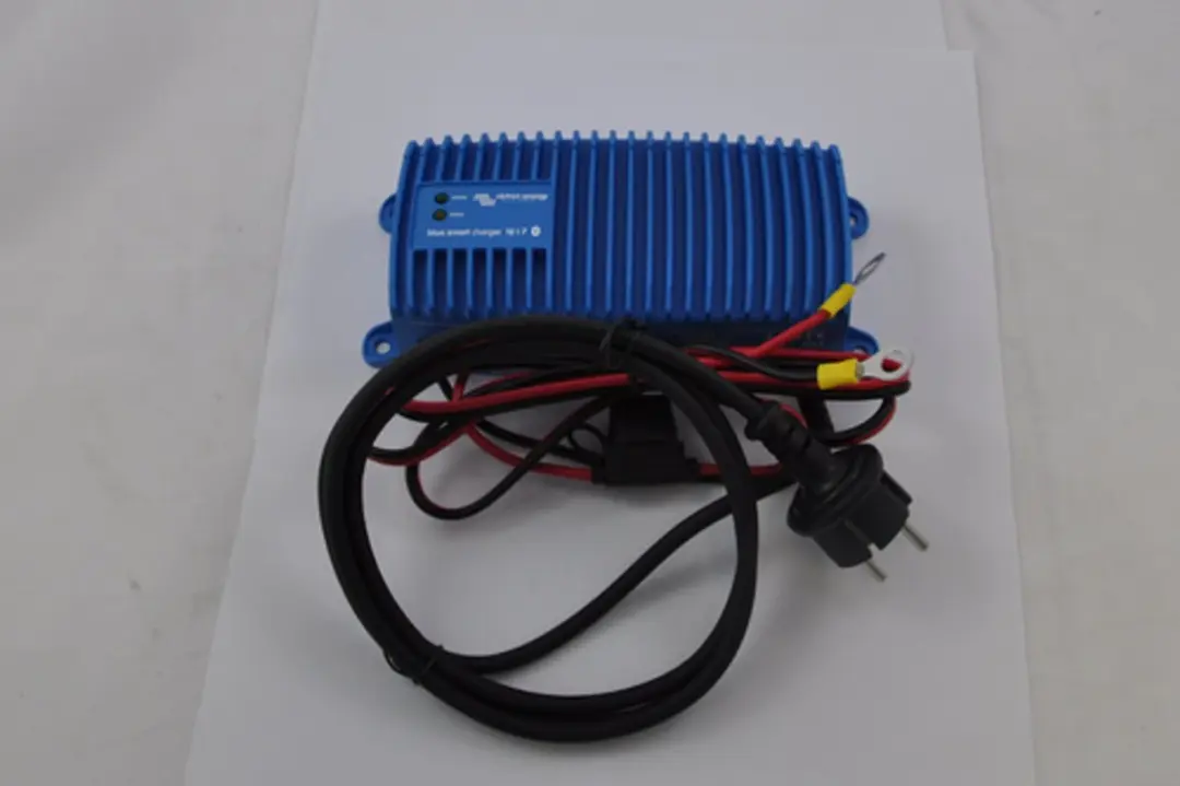 Victron Blue Smart IP67 Lader 24/12 - Loodzuur