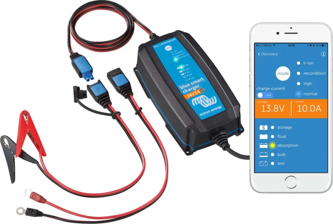 Victron Blue Smart IP65 (Type: 24V/5A)