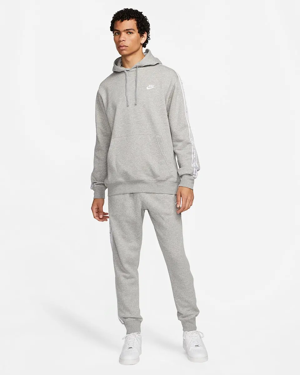 Nike Club Fleece Trainingspak met Capuchon