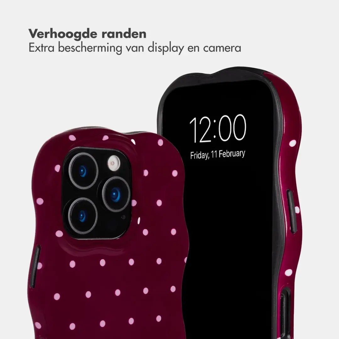 Selencia Hoesje iPhone 16 Pro Wavy Backcover - Donkerrood