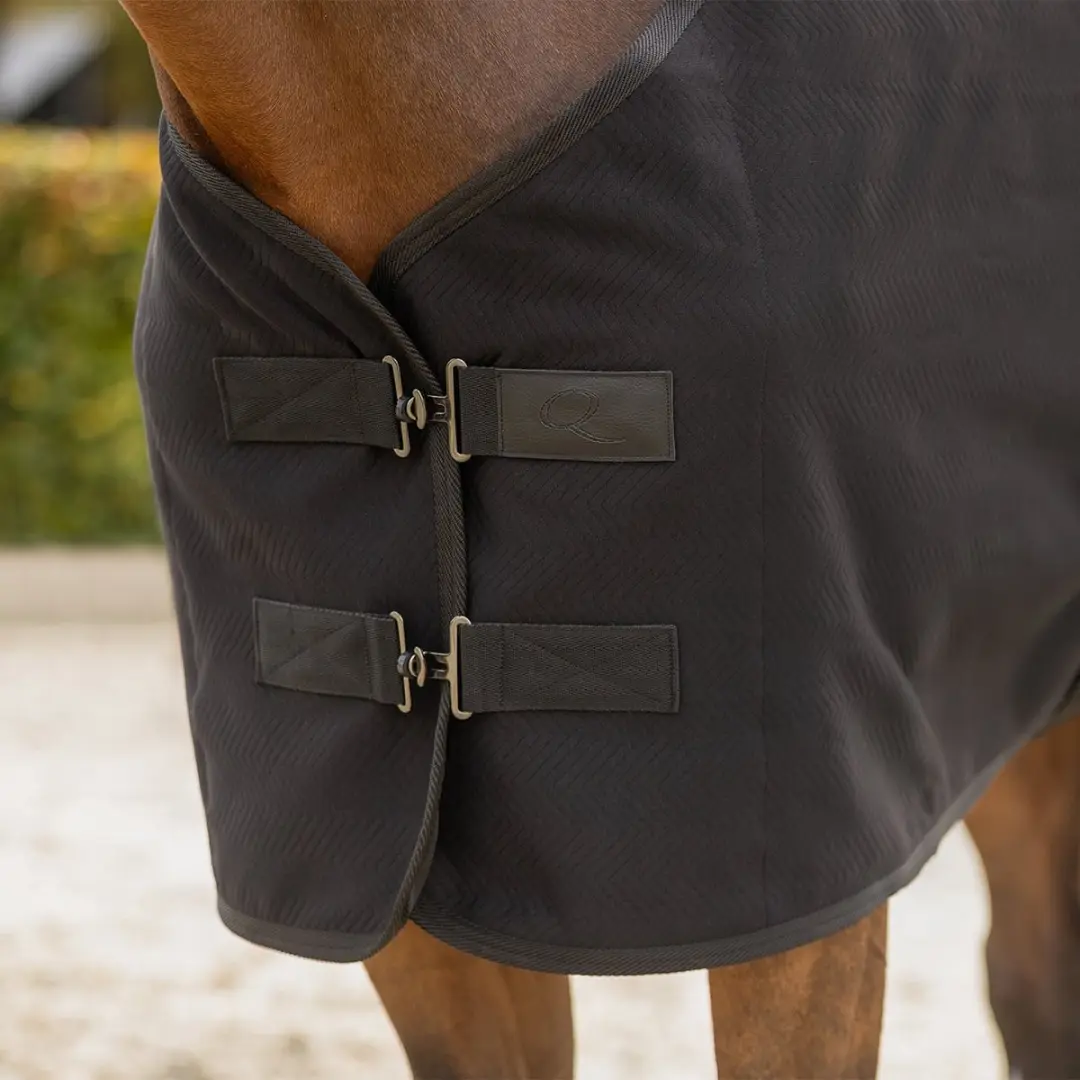 QHP Avenna Showdeken 205cm - Zwart - 4-seizoenen - afbeelding 5 van 6