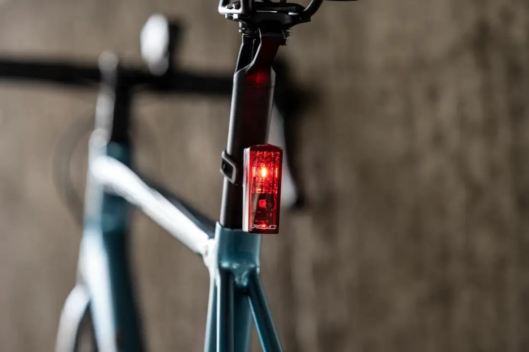 XLC Proxima CL-S24 Fietsverlichtingset - 80 Lux - Zwart
