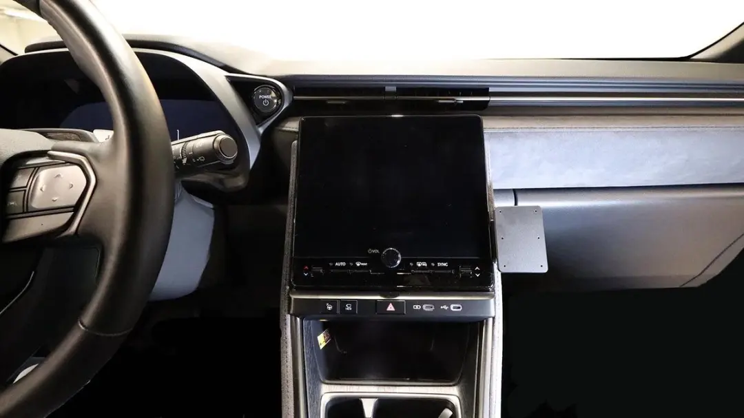 Brodit Proclip Lexus LBX Series 24- Angled mount