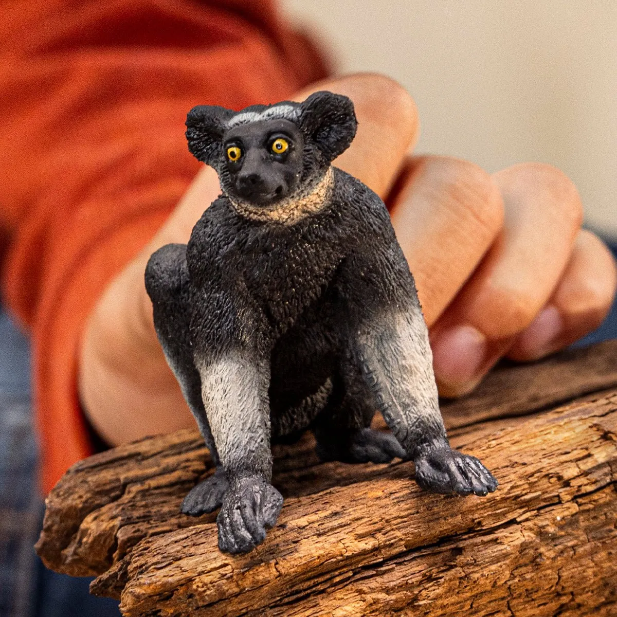 Schleich Indri 14877 - Speelgoedfiguur - Meerkleurig