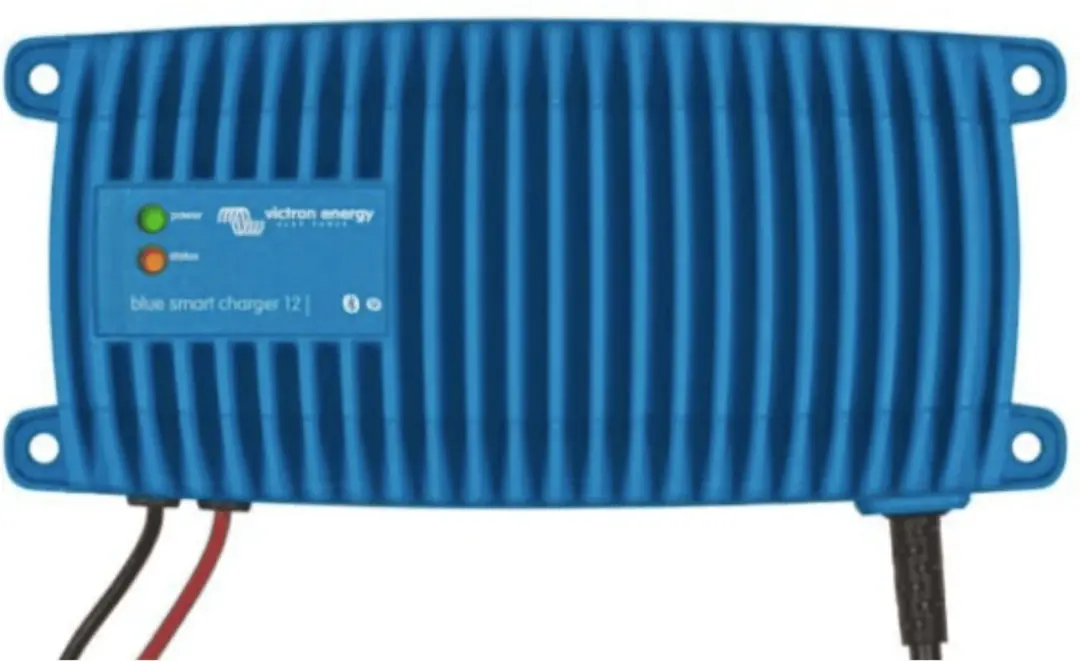 Victron Blue Smart IP67 24V/12A Laadapparaat - 12A