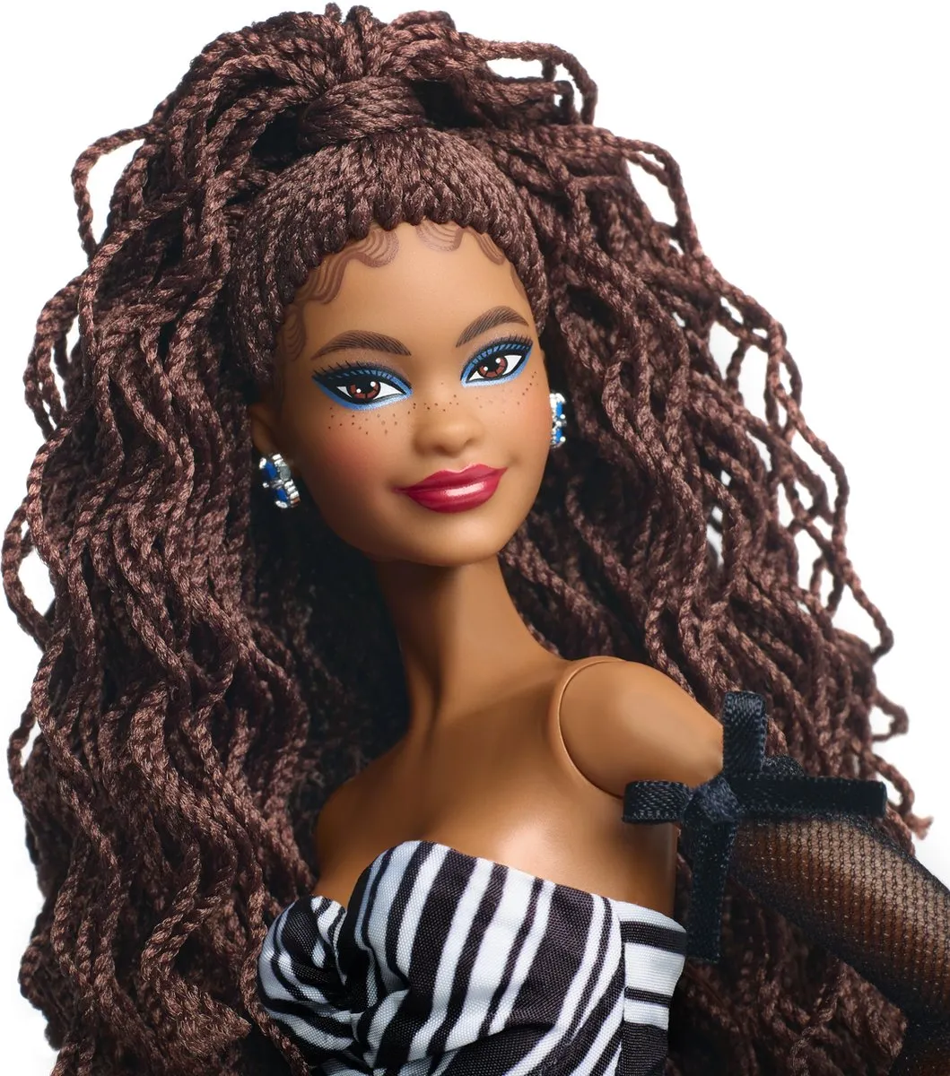 Barbie Blauwe Saffieren Verjaardag Modepop HRM59 - Multi