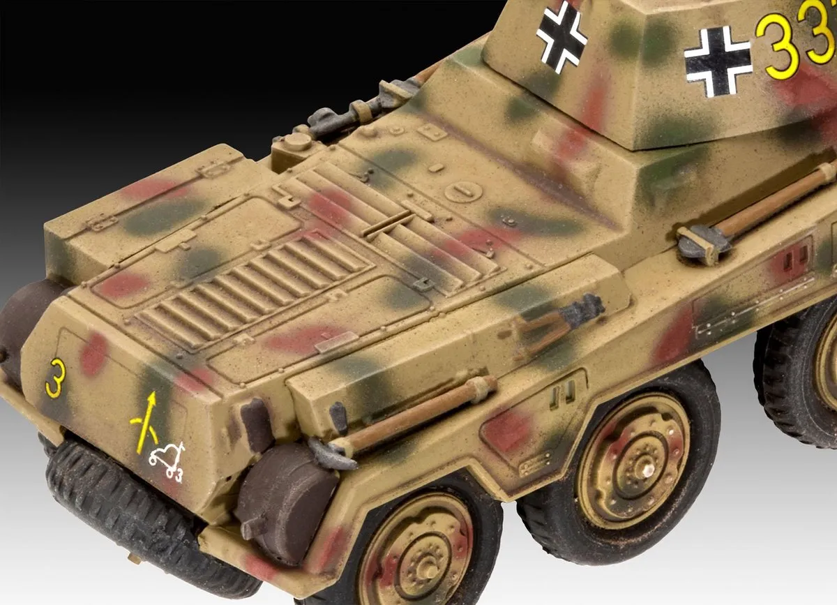 Revell 03298 Diorama Modelbouwpakket Sd.Kfz. 234/2 Puma - 1:76 - 69 Onderdelen