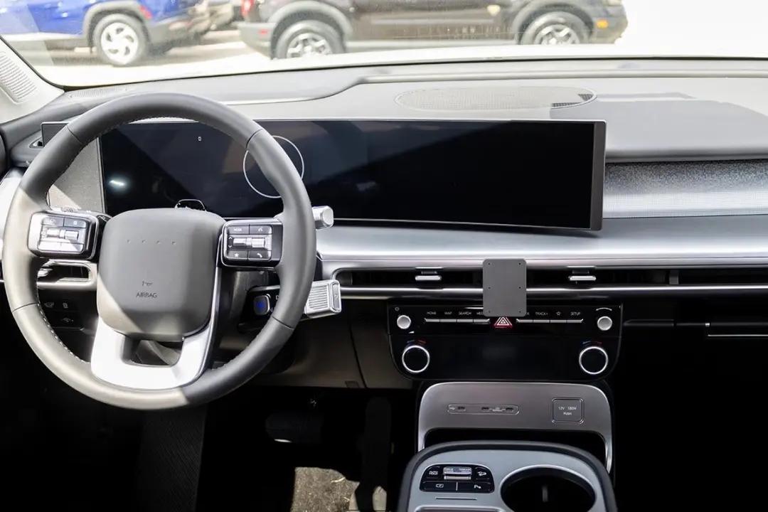 Proclip Hyundai Ioniq 9 26- Center mount