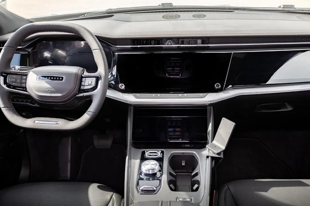 Brodit Proclip Jeep Wagoneer S 24- Console mount