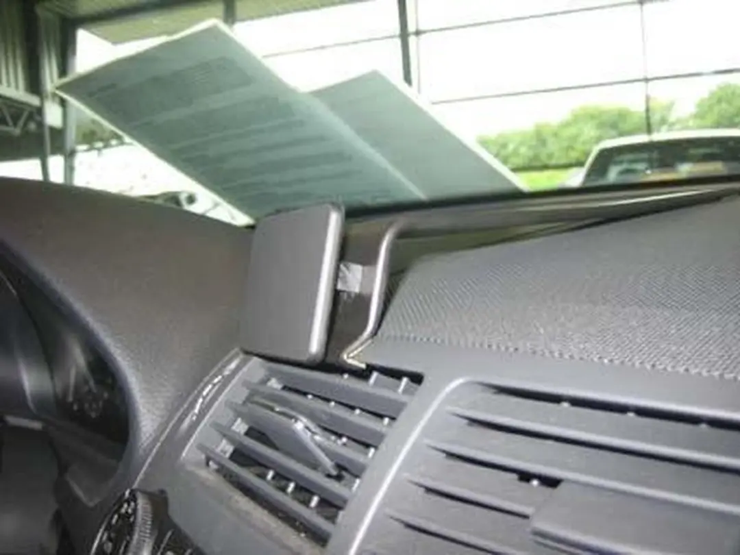 Proclip Mercedes E-Class 200/430 Montagebeugel - Zwart - afbeelding 4 van 5