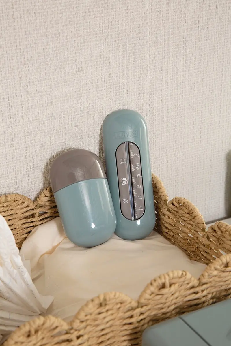 LUMA Ice Blue Badthermometer